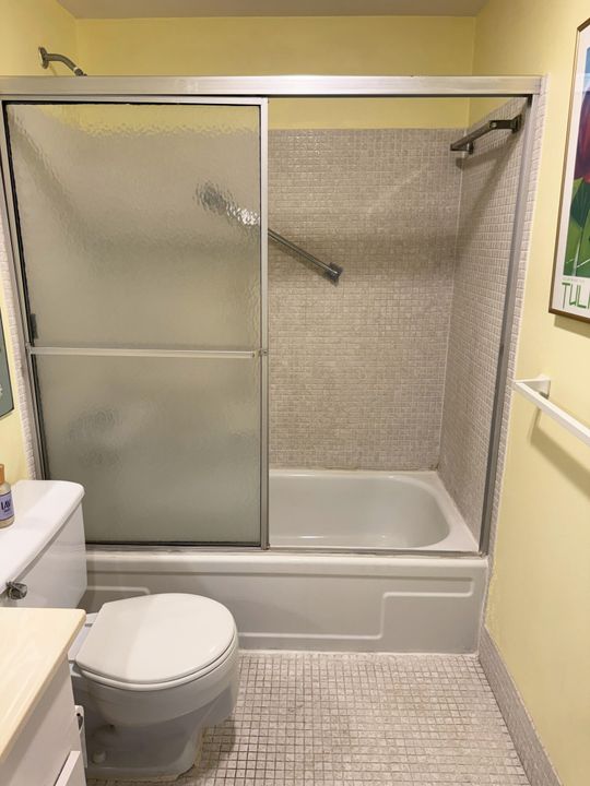 Active With Contract: $89,000 (1 beds, 1 baths, 570 Square Feet)