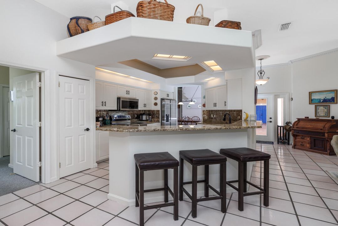 Activo con contrato: $724,500 (3 camas, 3 baños, 2040 Pies cuadrados)