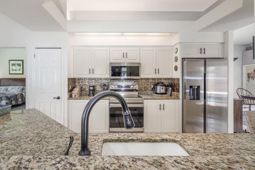 Activo con contrato: $724,500 (3 camas, 3 baños, 2040 Pies cuadrados)