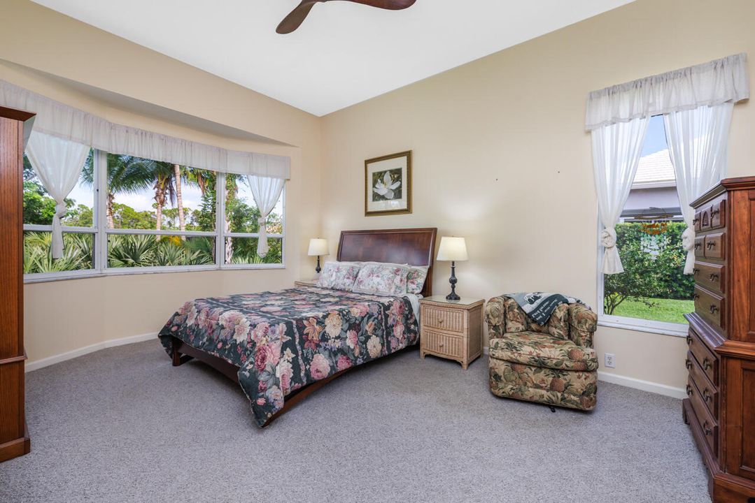 Activo con contrato: $724,500 (3 camas, 3 baños, 2040 Pies cuadrados)