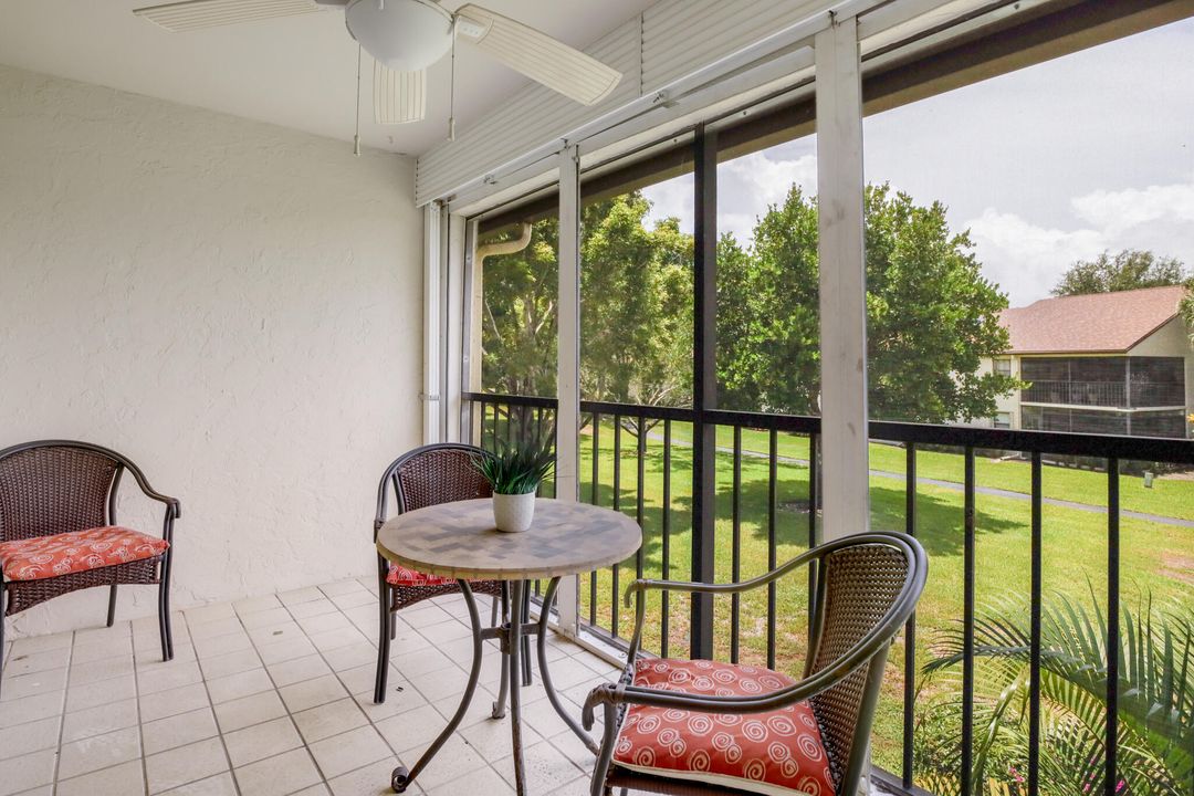 For Sale: $150,000 (2 beds, 2 baths, 1059 Square Feet)