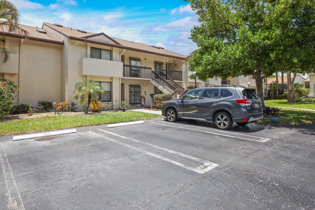 For Sale: $150,000 (2 beds, 2 baths, 1059 Square Feet)