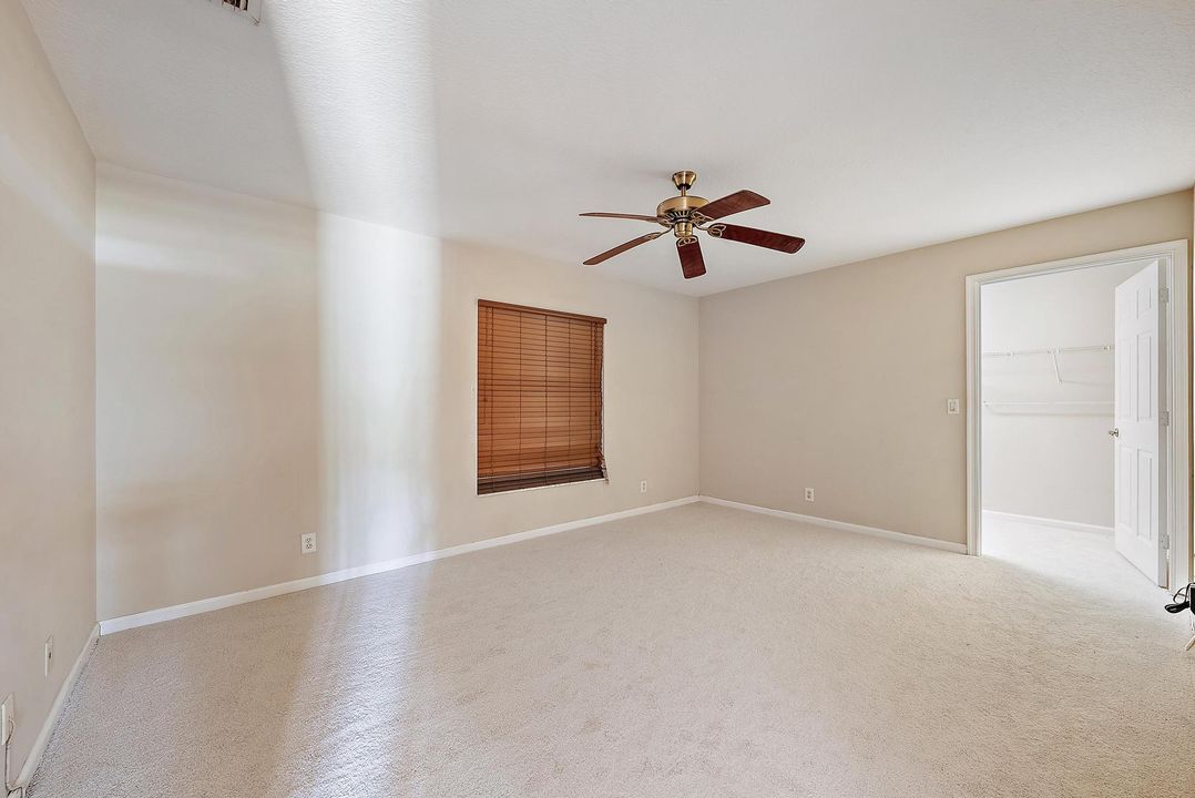 Под контрактом: $874,000 (5 спален, 3 ванн, 2828 Квадратных фут)