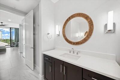 For Sale: $979,000 (3 beds, 3 baths, 1921 Square Feet)