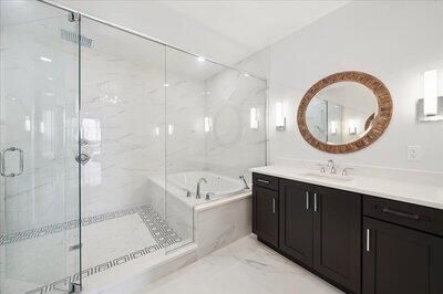 For Sale: $979,000 (3 beds, 3 baths, 1921 Square Feet)