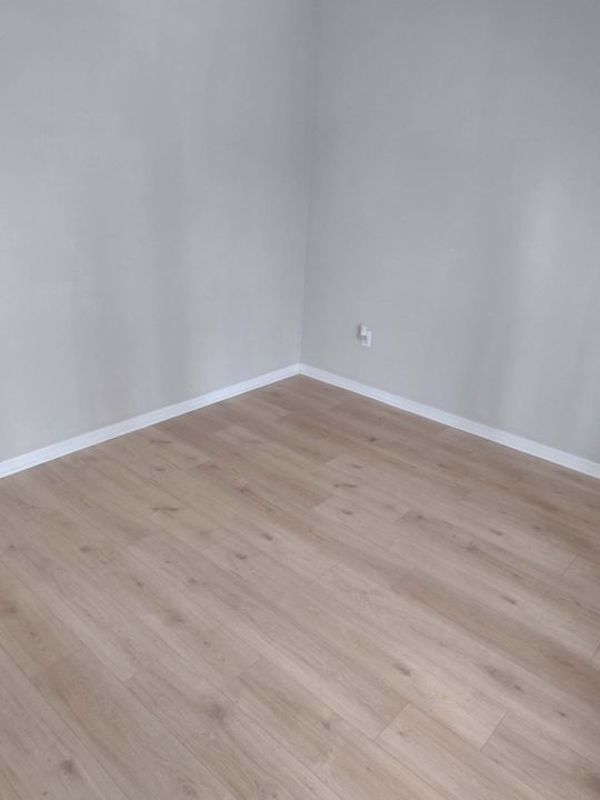 待售: $385,000 (4 贝兹, 2 浴室, 2012 平方英尺)