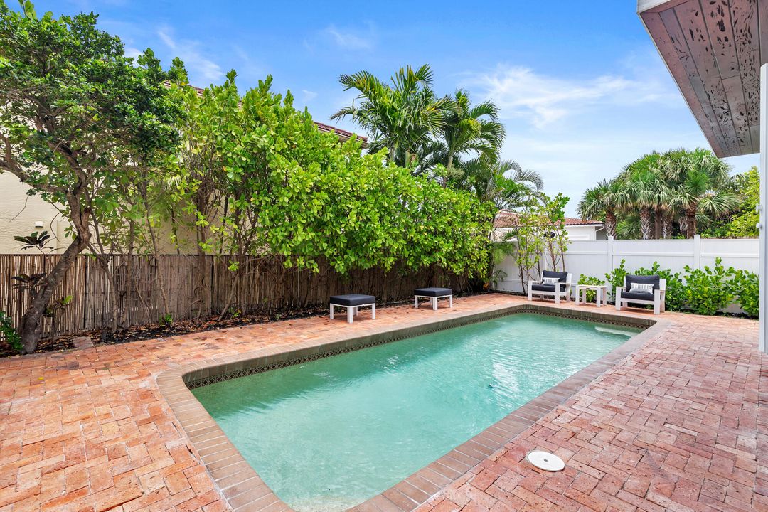 На продажу: $2,499,000 (4 спален, 3 ванн, 2717 Квадратных фут)