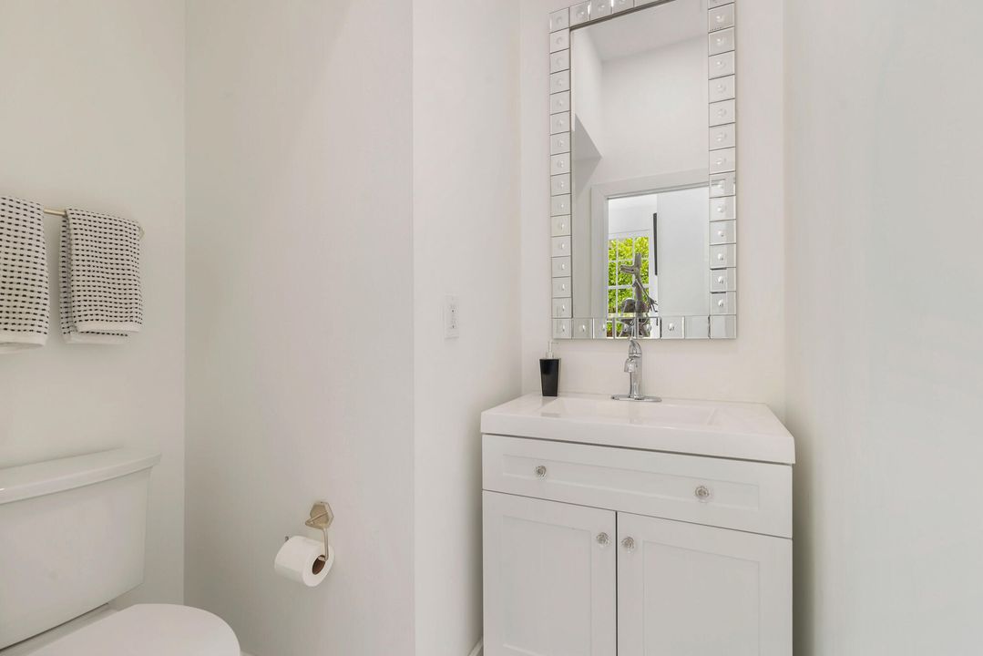 На продажу: $2,499,000 (4 спален, 3 ванн, 2717 Квадратных фут)