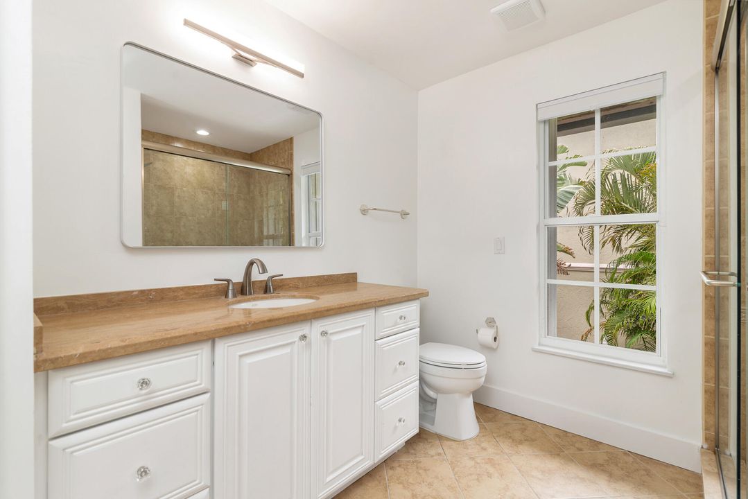 На продажу: $2,499,000 (4 спален, 3 ванн, 2717 Квадратных фут)