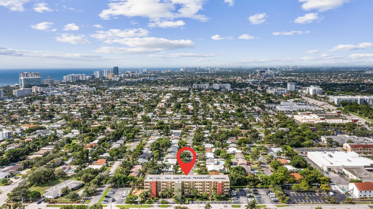 Activo con contrato: $218,000 (2 camas, 2 baños, 904 Pies cuadrados)