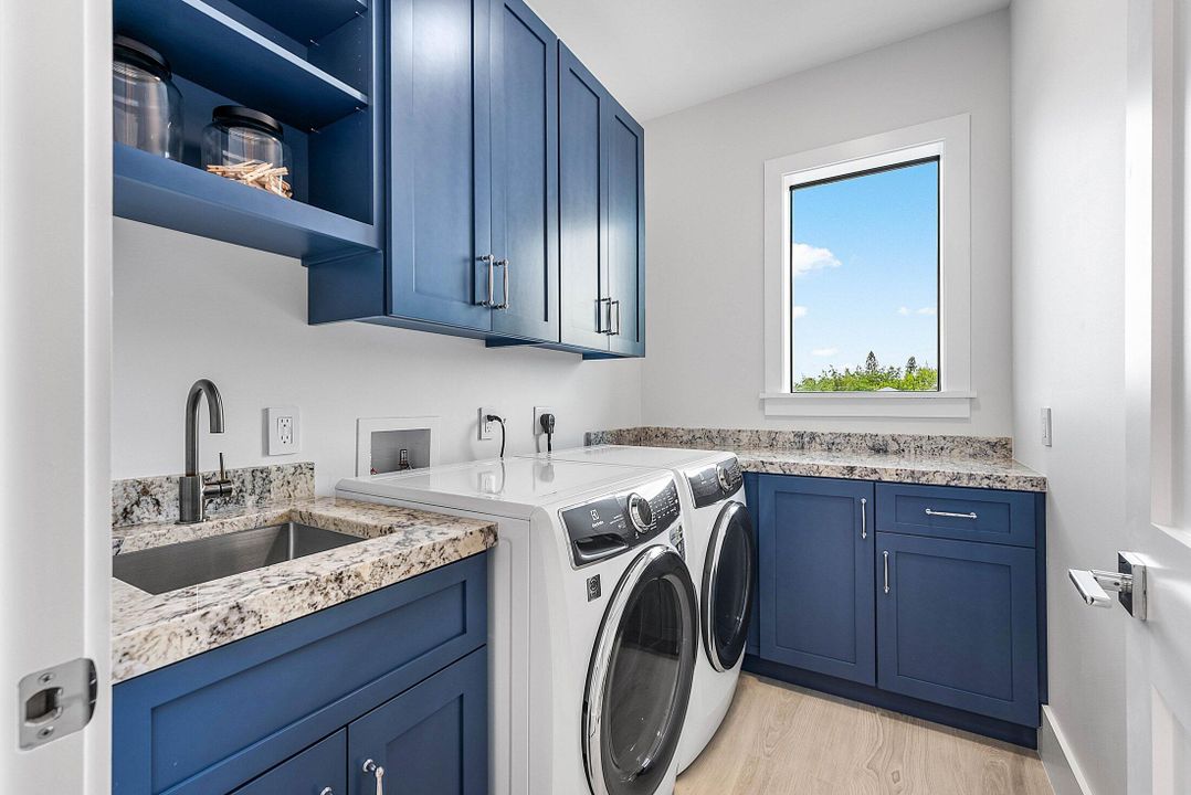 En Venta: $5,480,000 (5 camas, 7 baños, 4621 Pies cuadrados)