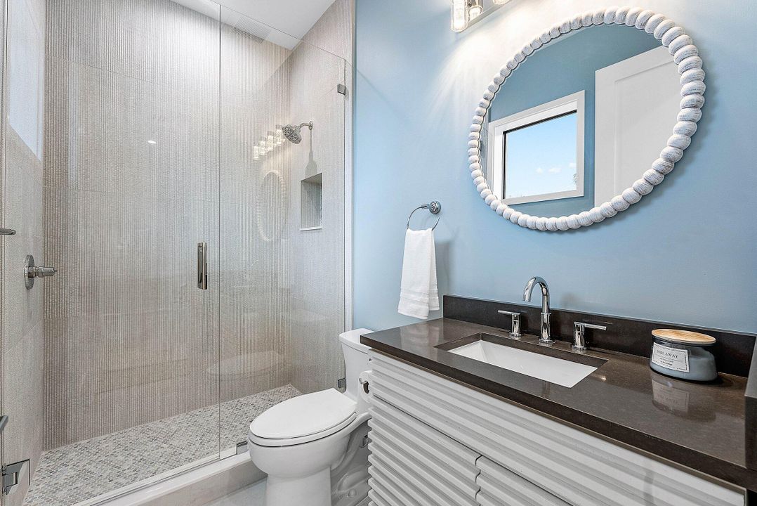 En Venta: $5,480,000 (5 camas, 7 baños, 4621 Pies cuadrados)