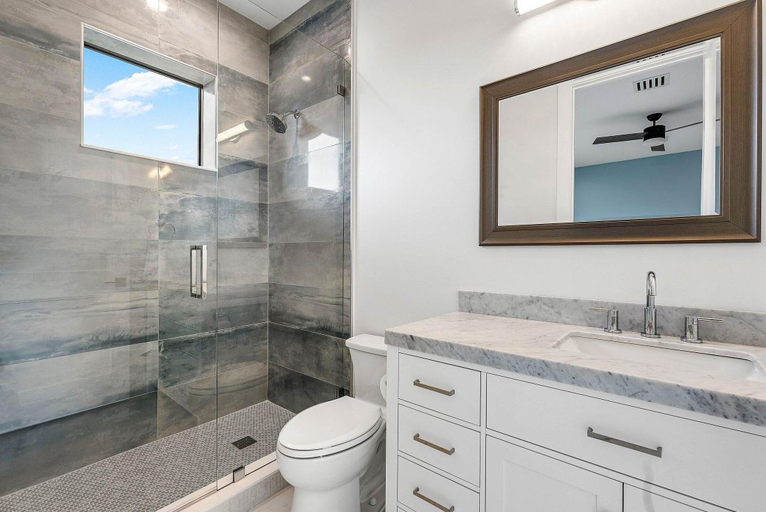 En Venta: $5,480,000 (5 camas, 7 baños, 4621 Pies cuadrados)