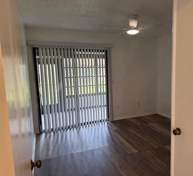 Под контрактом: $184,000 (2 спален, 2 ванн, 1112 Квадратных фут)