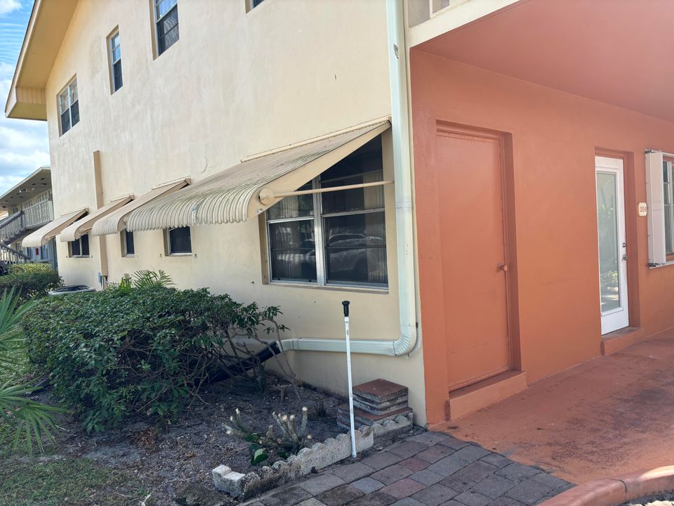 En Venta: $164,000 (2 camas, 1 baños, 798 Pies cuadrados)