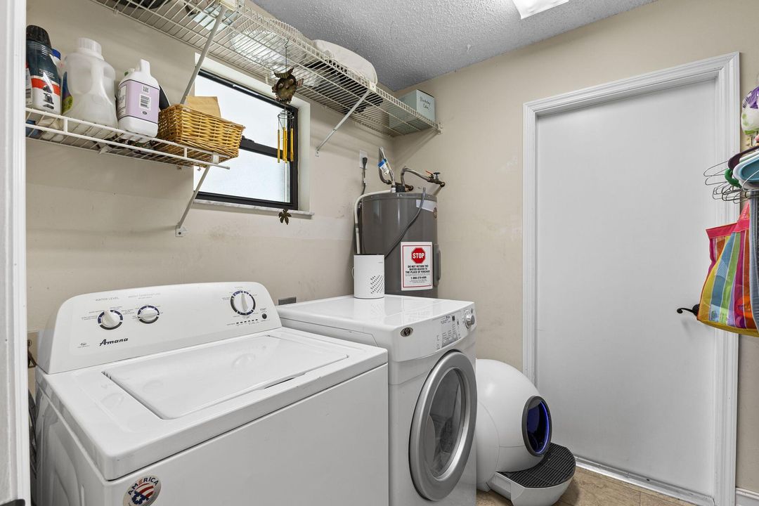 合同活跃: $419,900 (3 贝兹, 2 浴室, 1596 平方英尺)