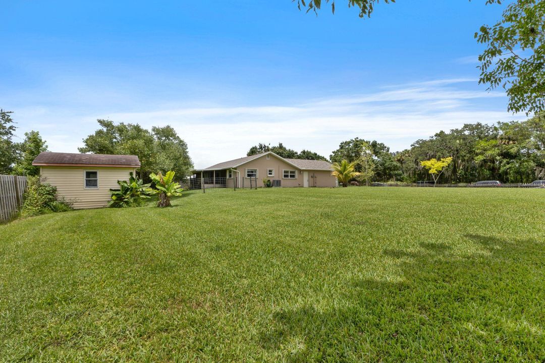 合同活跃: $419,900 (3 贝兹, 2 浴室, 1596 平方英尺)