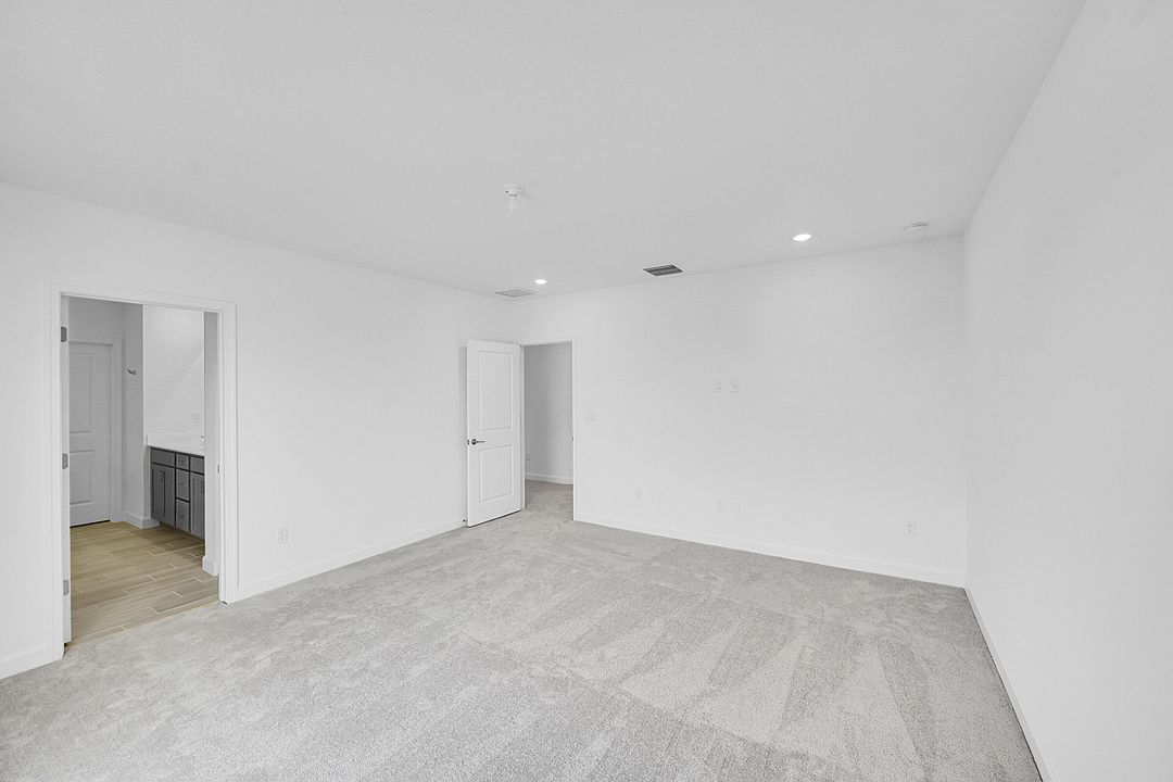 На продажу: $449,900 (4 спален, 2 ванн, 2581 Квадратных фут)