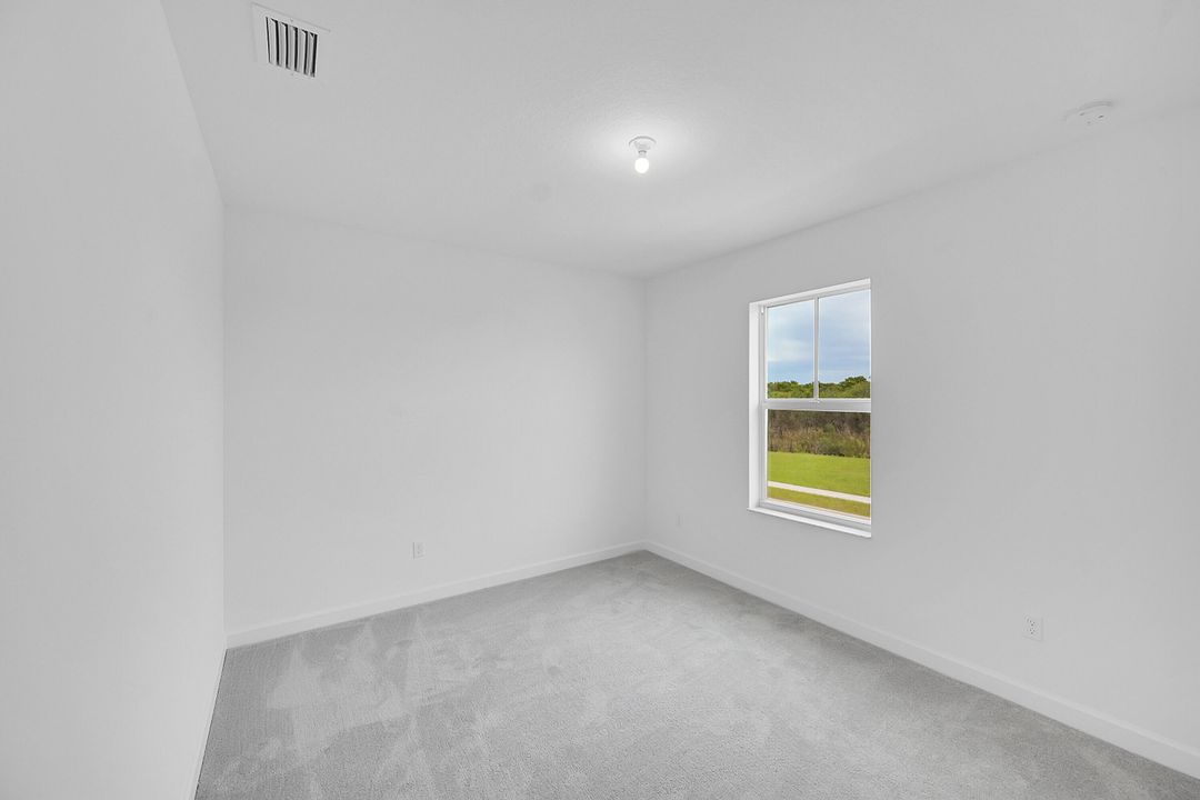 На продажу: $449,900 (4 спален, 2 ванн, 2581 Квадратных фут)