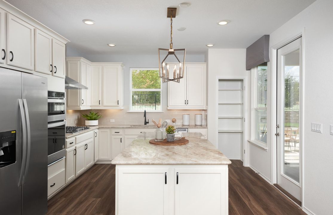 For Sale: $530,755 (3 beds, 2 baths, 1618 Square Feet)