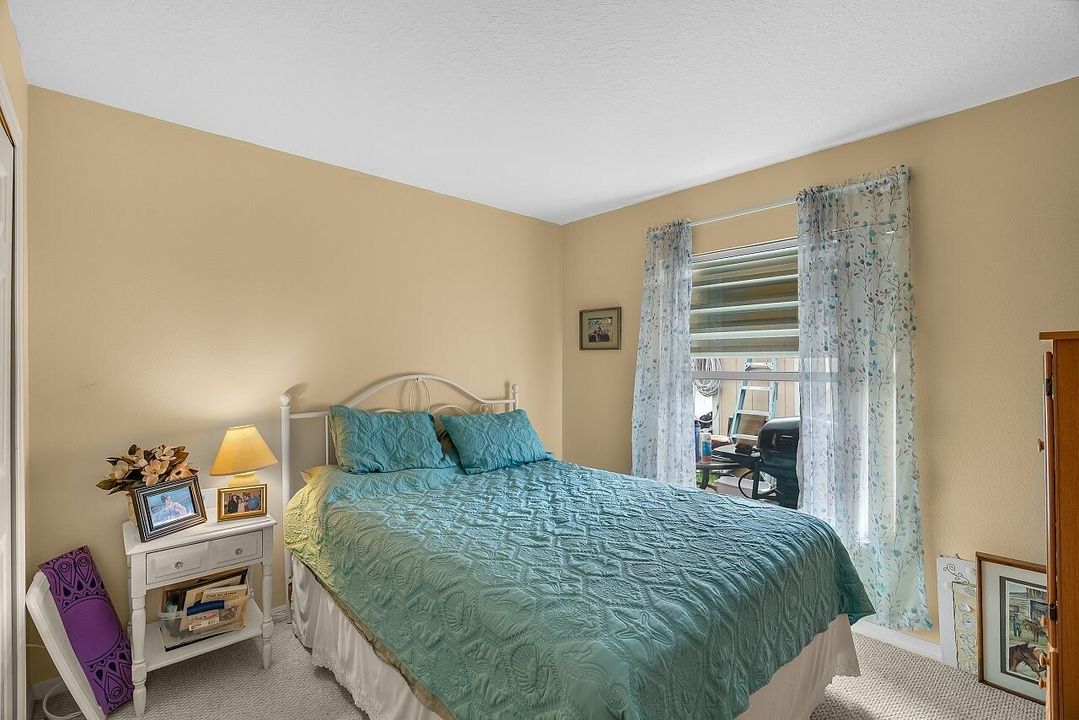 Activo con contrato: $319,900 (3 camas, 2 baños, 1438 Pies cuadrados)