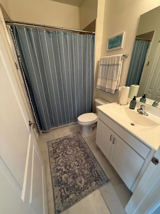 В аренду: $2,100 (3 спален, 2 ванн, 1429 Квадратных фут)