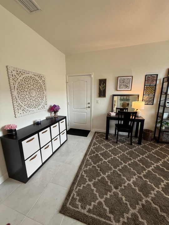 В аренду: $2,100 (3 спален, 2 ванн, 1429 Квадратных фут)