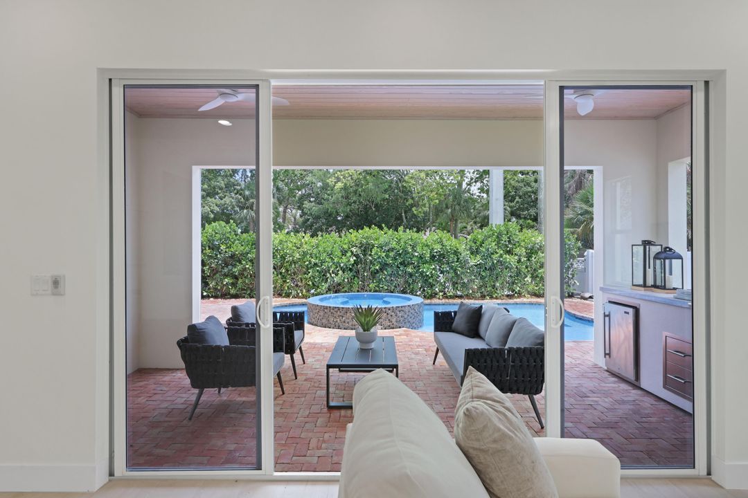 На продажу: $1,740,000 (4 спален, 3 ванн, 3350 Квадратных фут)