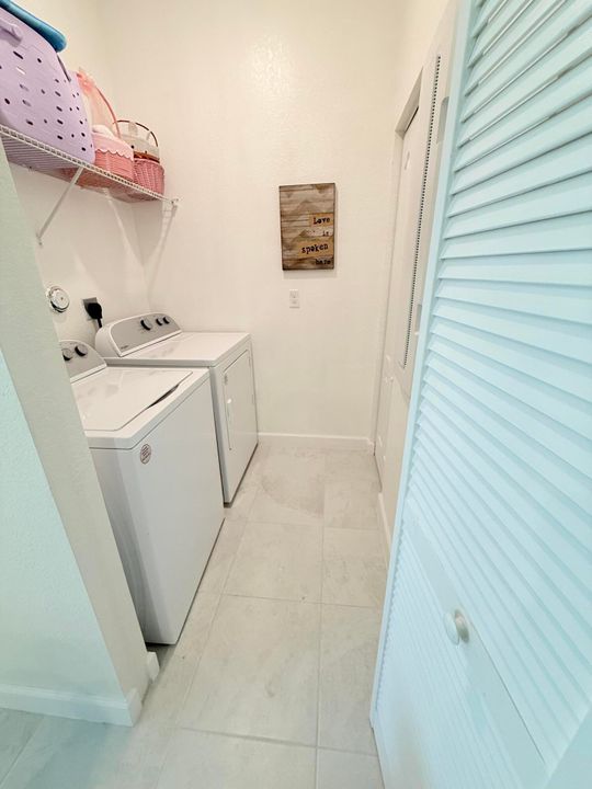 В аренду: $2,100 (3 спален, 2 ванн, 1429 Квадратных фут)