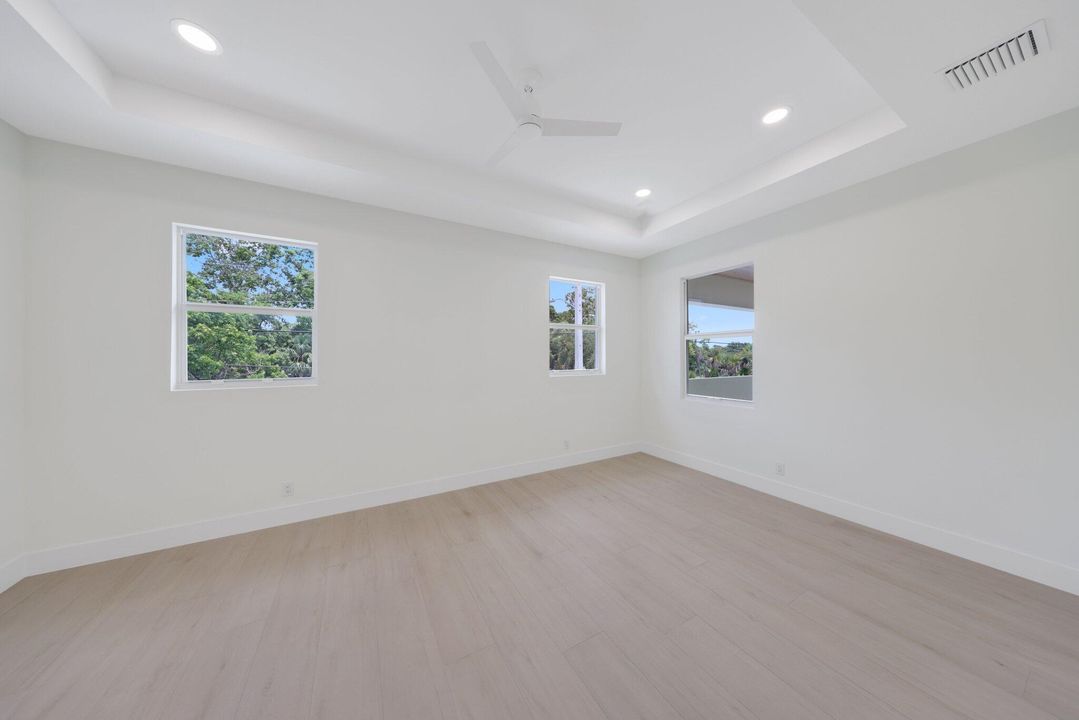 На продажу: $1,740,000 (4 спален, 3 ванн, 3350 Квадратных фут)