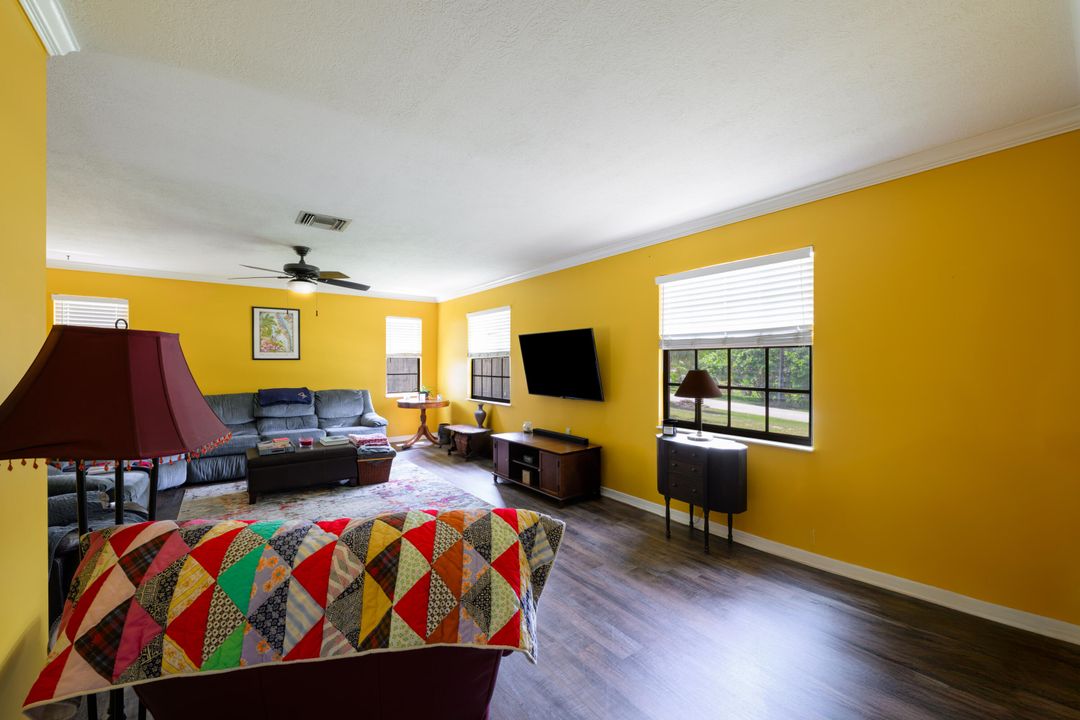 For Sale: $750,000 (3 beds, 2 baths, 2288 Square Feet)