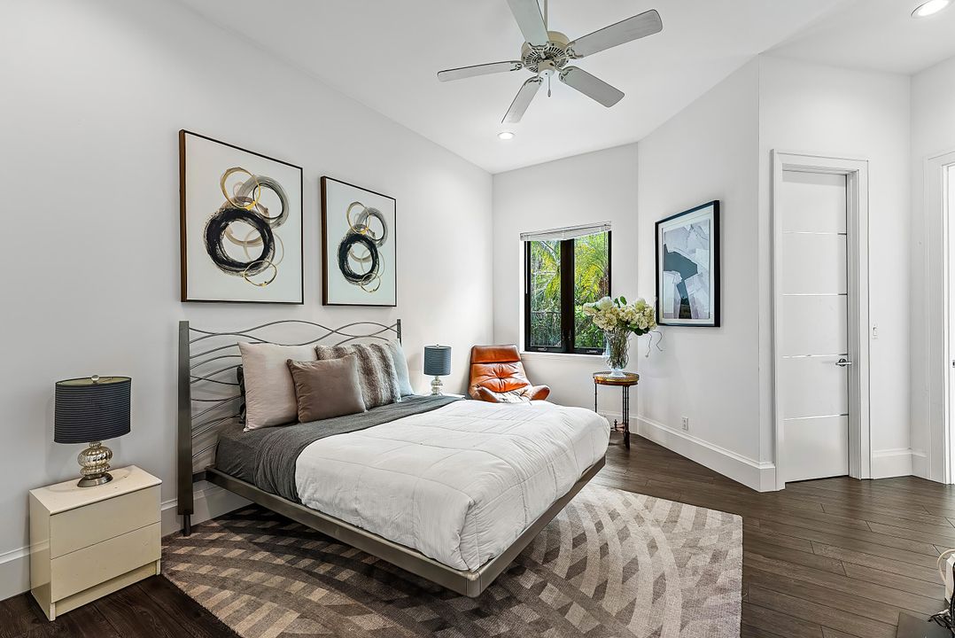 For Sale: $9,950,000 (6 beds, 8 baths, 9041 Square Feet)