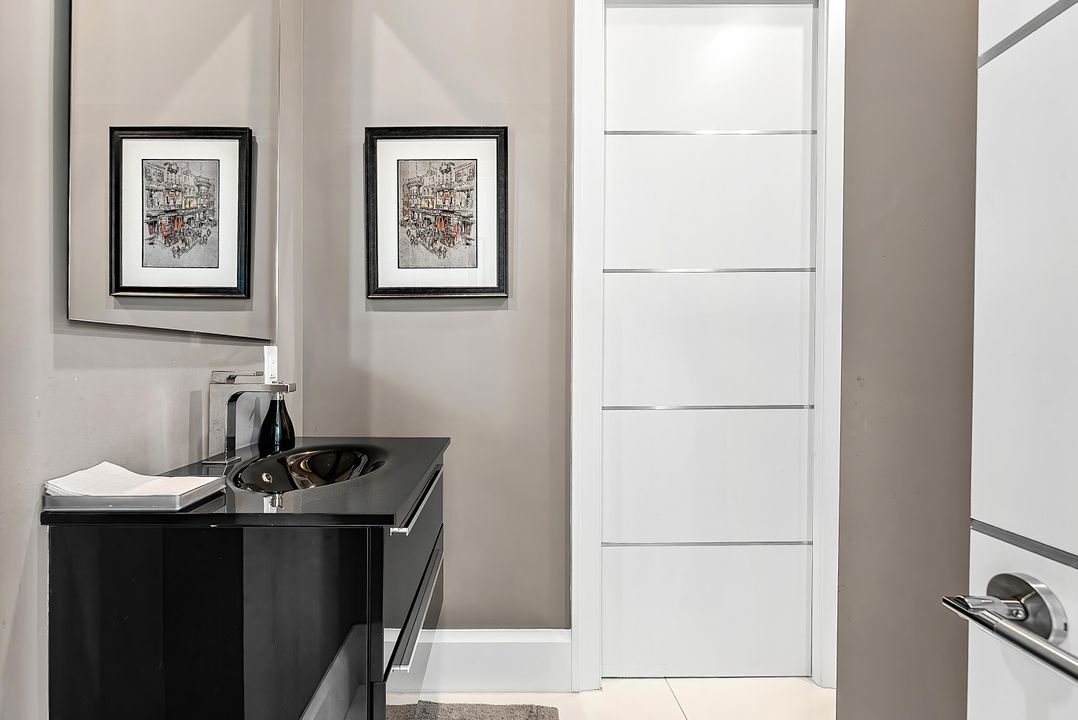 For Sale: $9,950,000 (6 beds, 8 baths, 9041 Square Feet)