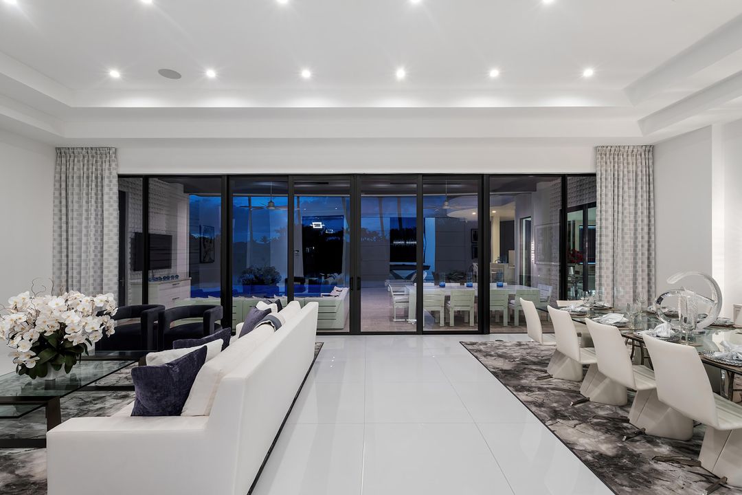 For Sale: $9,950,000 (6 beds, 8 baths, 9041 Square Feet)