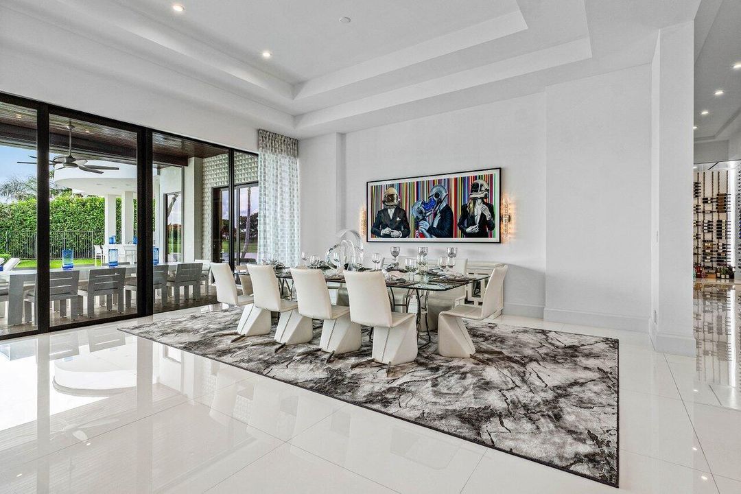 For Sale: $9,950,000 (6 beds, 8 baths, 9041 Square Feet)