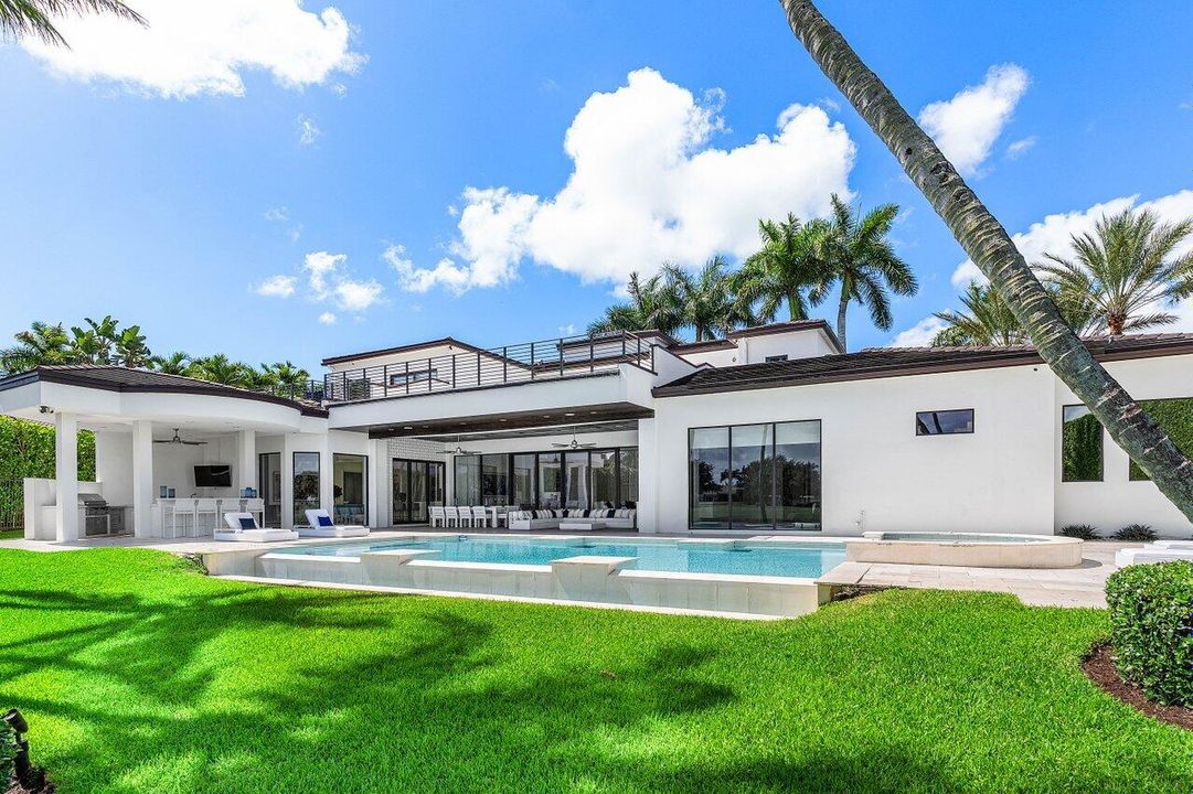 For Sale: $9,950,000 (6 beds, 8 baths, 9041 Square Feet)