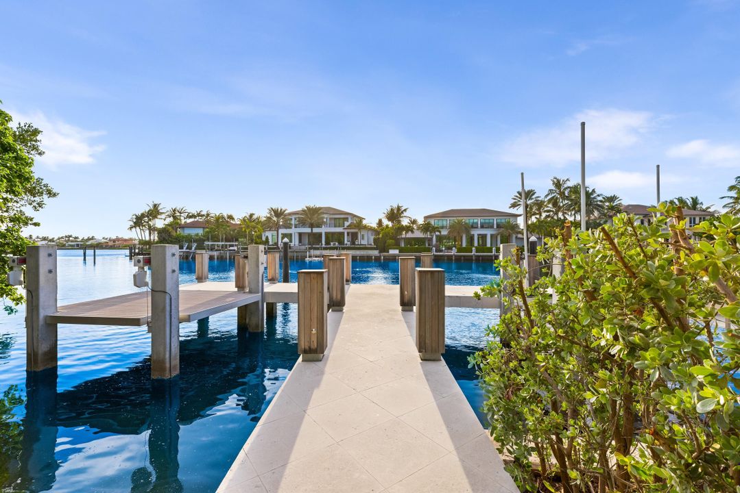 For Sale: $64,500,000 (6 beds, 8 baths, 19666 Square Feet)