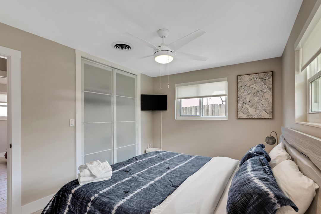 出租: $5,350 (3 贝兹, 2 浴室, 1215 平方英尺)