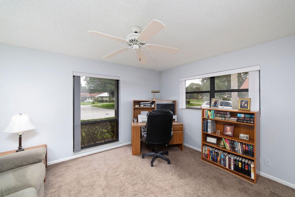 En Venta: $360,000 (2 camas, 2 baños, 1711 Pies cuadrados)