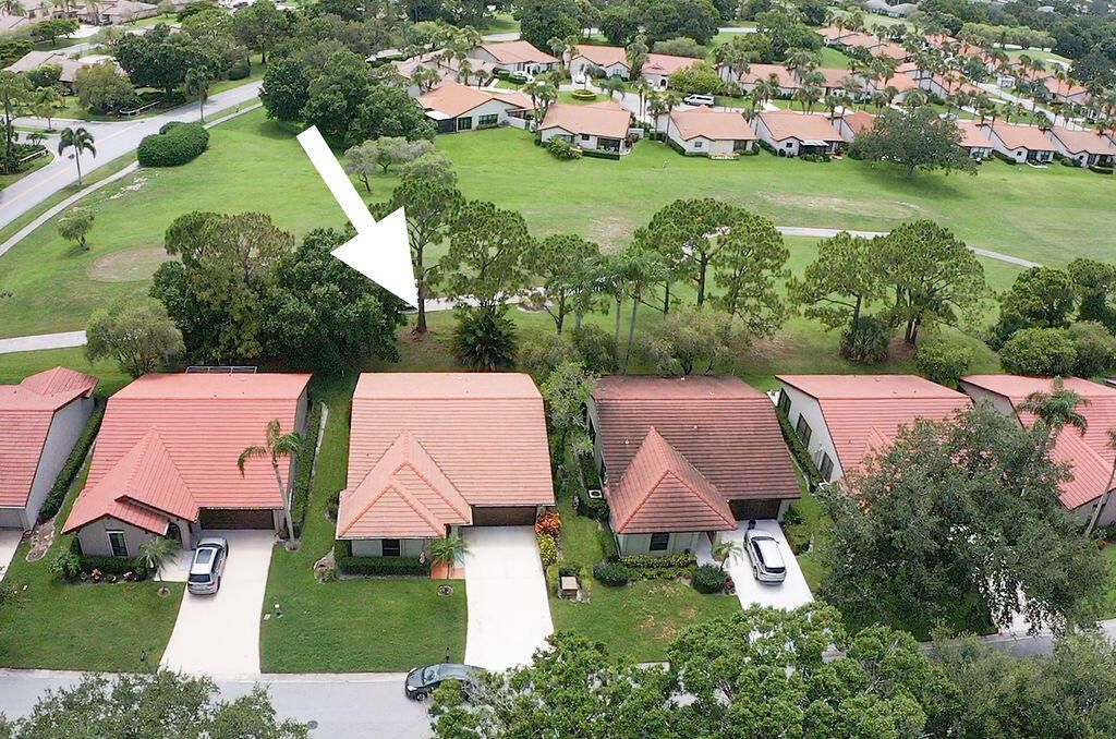 En Venta: $360,000 (2 camas, 2 baños, 1711 Pies cuadrados)