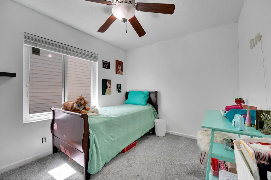 For Sale: $979,500 (4 beds, 2 baths, 2399 Square Feet)