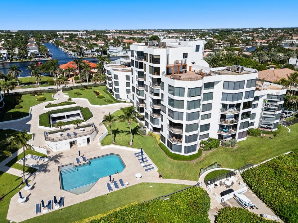 For Rent: $16,000 (2 beds, 2 baths, 2307 Square Feet)