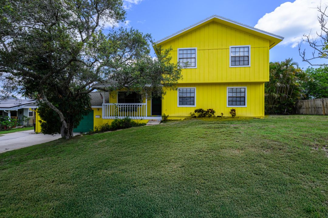For Sale: $750,000 (3 beds, 2 baths, 2288 Square Feet)