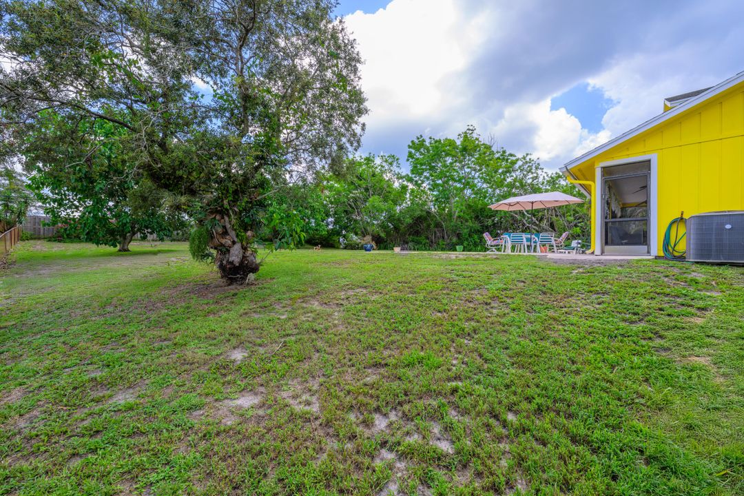 For Sale: $750,000 (3 beds, 2 baths, 2288 Square Feet)