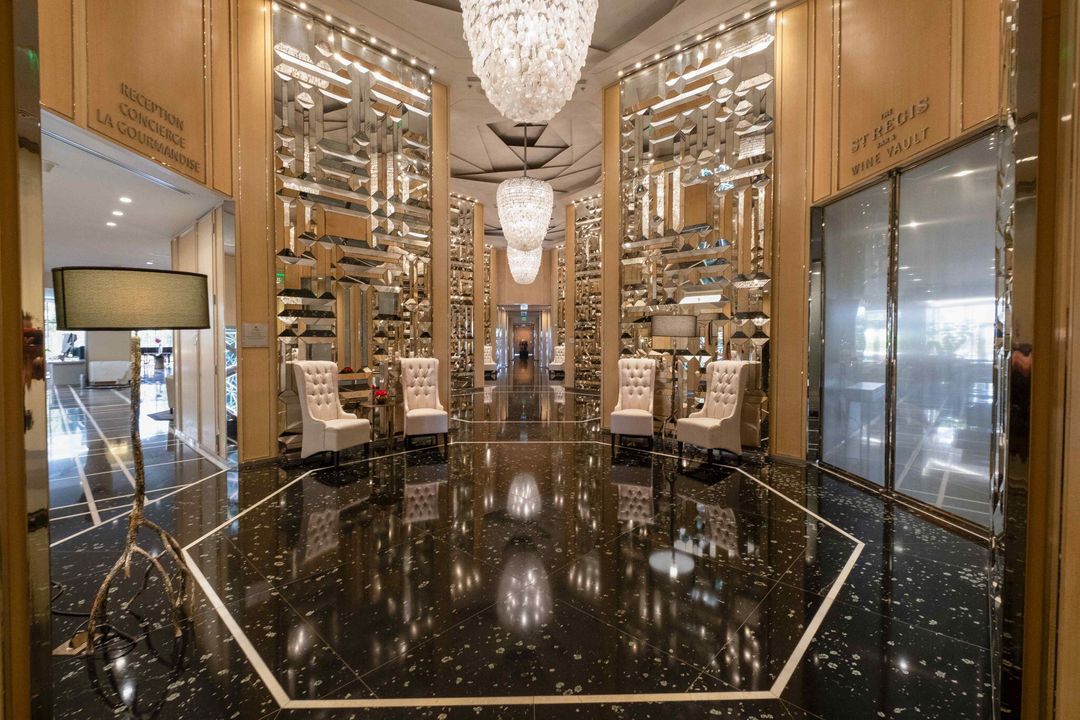На продажу: $10,000,000 (3 спален, 3 ванн, 2712 Квадратных фут)