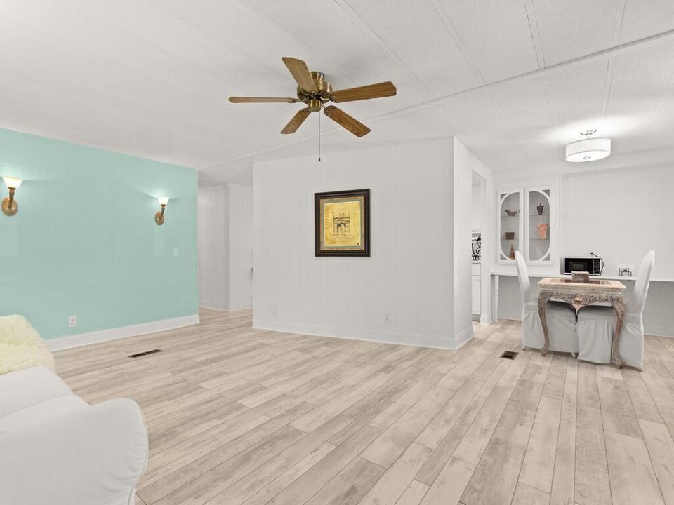 For Sale: $74,999 (2 beds, 2 baths, 1536 Square Feet)