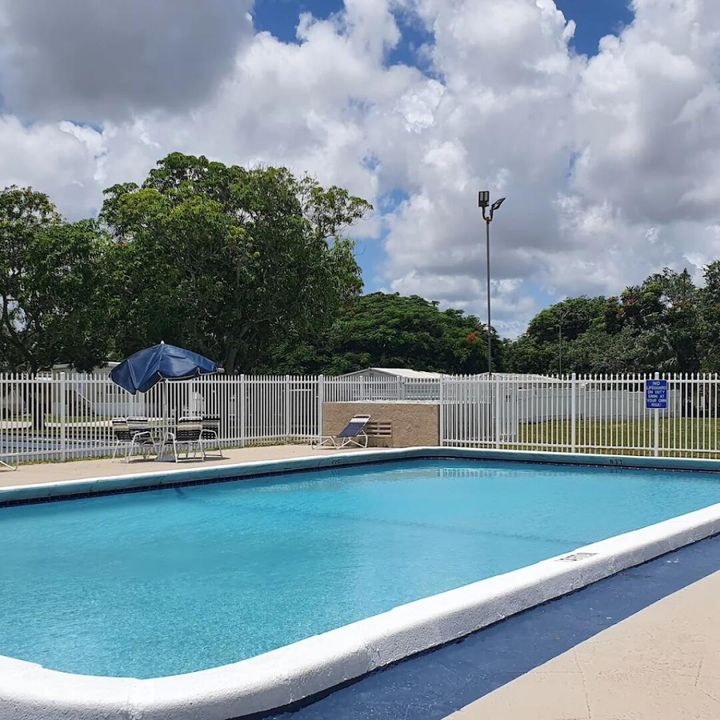 Active With Contract: $88,500 (3 beds, 2 baths, 1440 Square Feet)