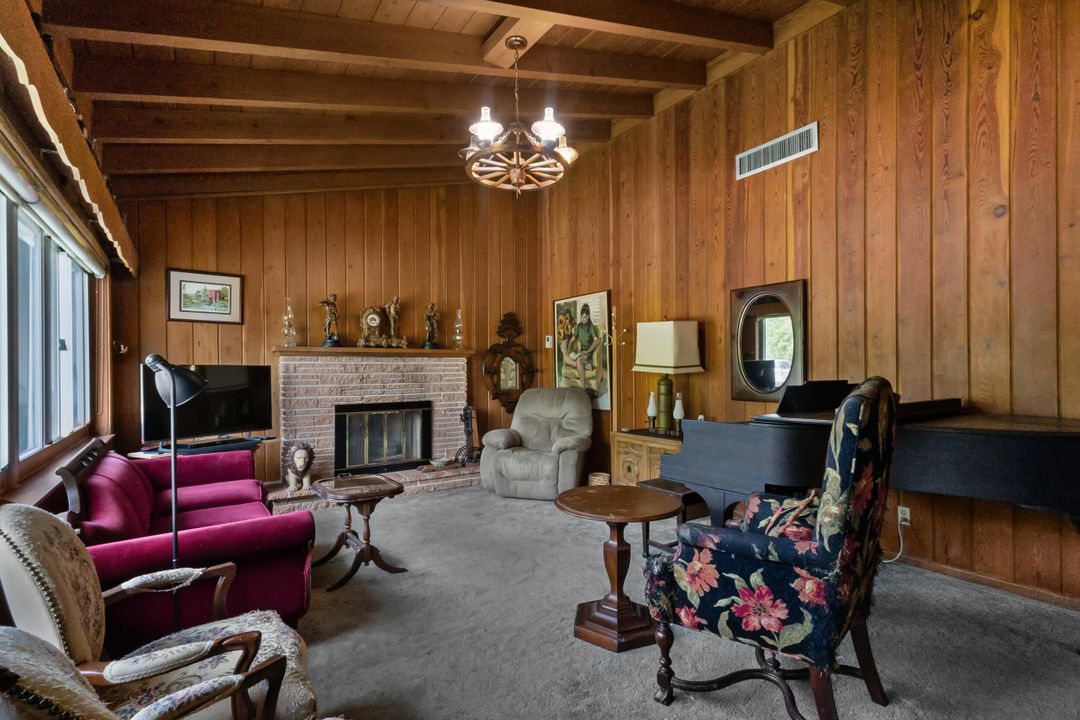 待售: $999,900 (0 贝兹, 0 浴室, 0 平方英尺)