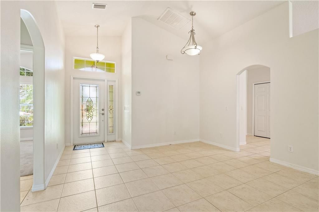 На продажу: $400,000 (3 спален, 2 ванн, 1563 Квадратных фут)