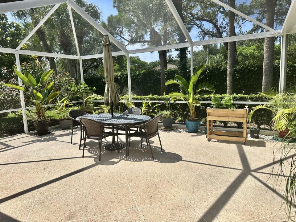En Venta: $369,500 (2 camas, 2 baños, 1152 Pies cuadrados)